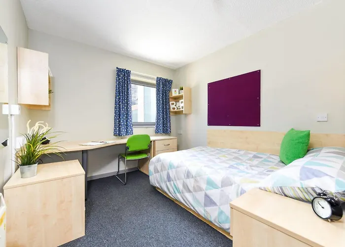 For Students Only Private Ensuites With Shared Kitchen At Capital Gate In Liverpool